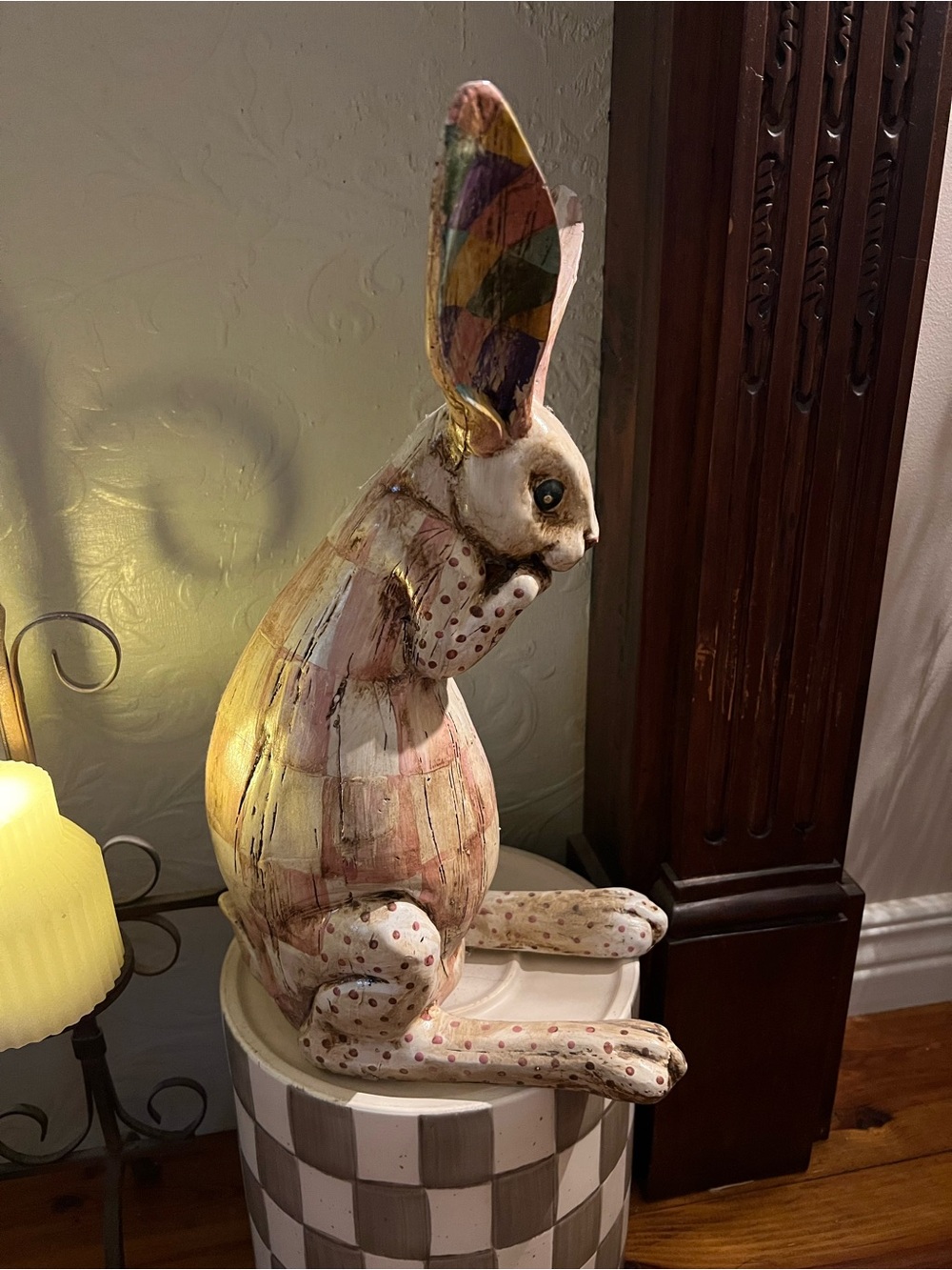 Hand-Painted Distressed Resin Rabbit Figurine Whimsical Farmhouse Decor - Picture 7 of 12